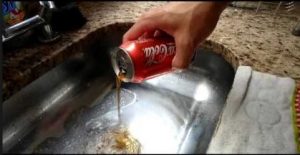 Desentupir com refrigerante