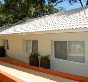 Telhado de cor clara